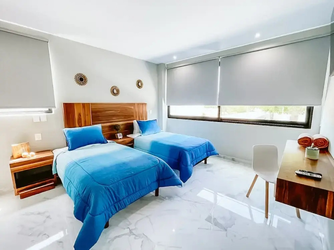 Level luxury condos