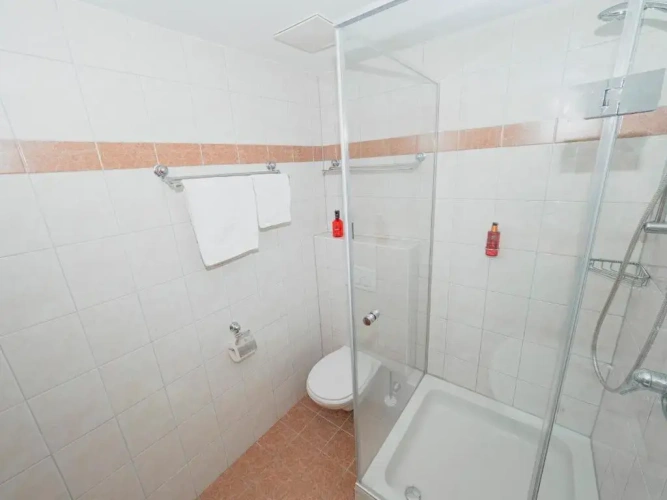 2 Bedrooms Apartment with balcony