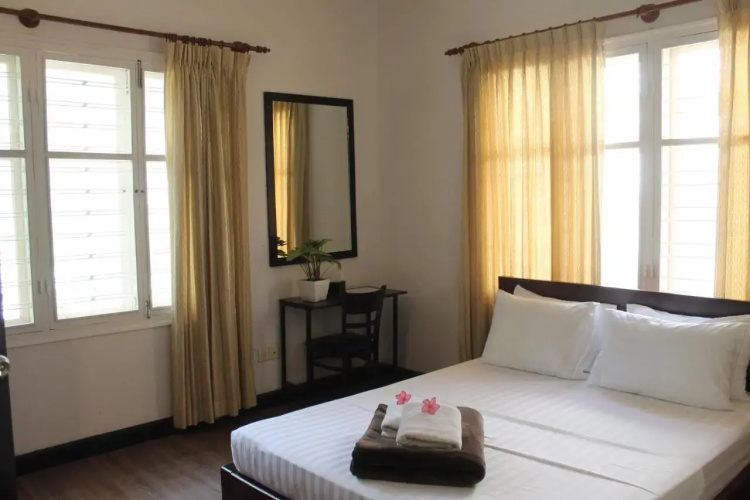 Frangipani Villa-60s Hotel