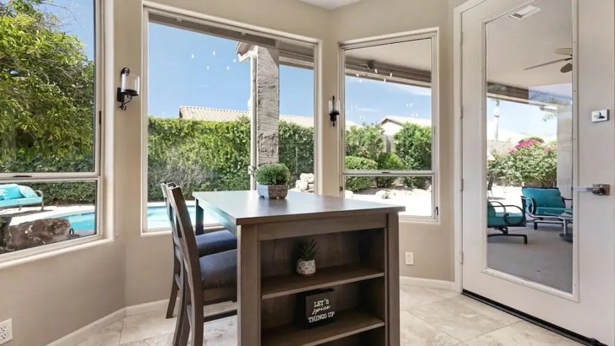 3 Bedrooms Cottage