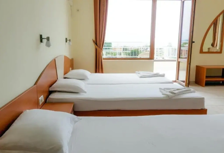 Junior Suite with balcony and with view