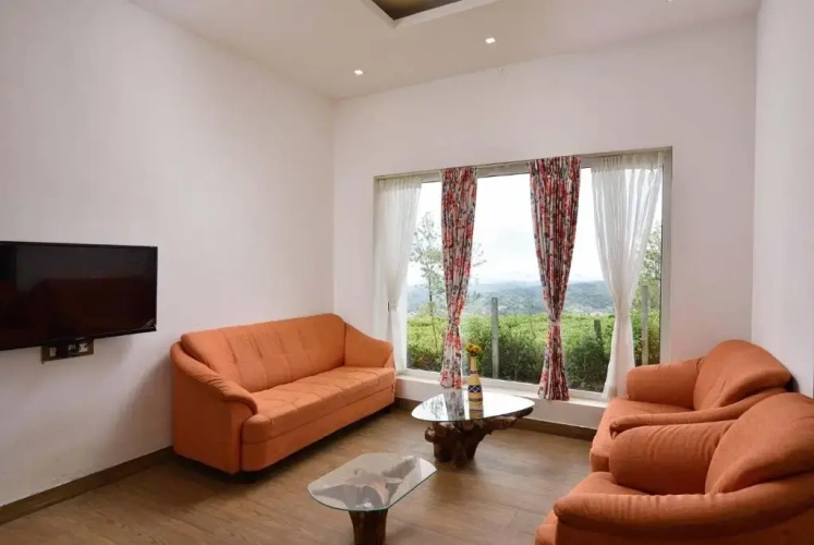 2 Bedrooms Villa
