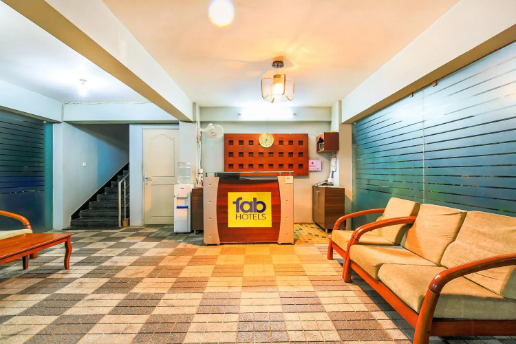 FabHotel Yesmark I