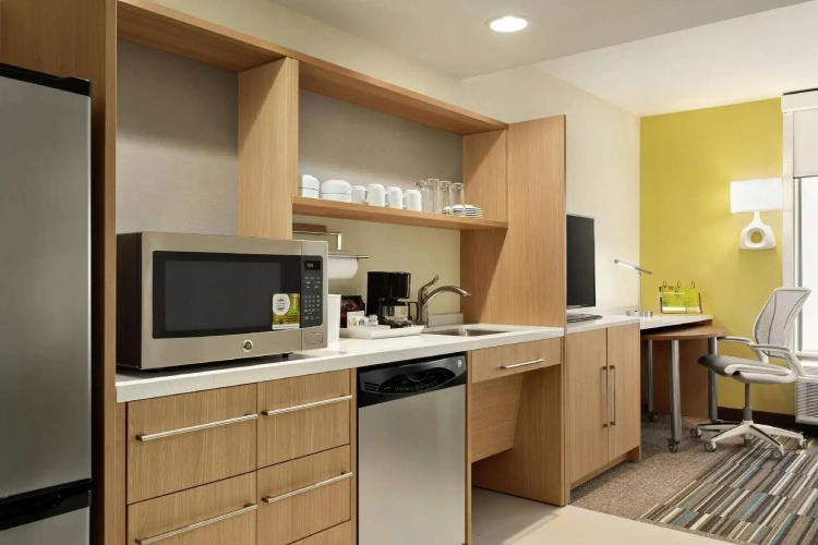 Quadruple Suite