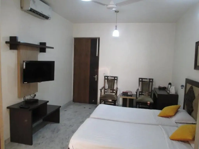 Standard Double room with balcony