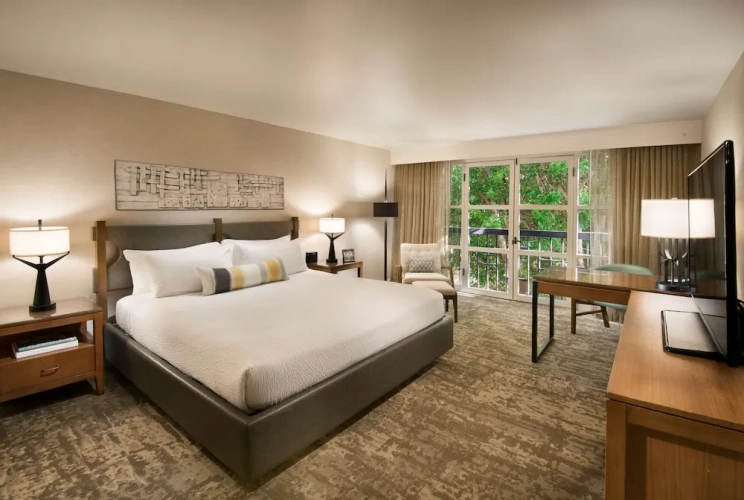 Double room with courtyard view