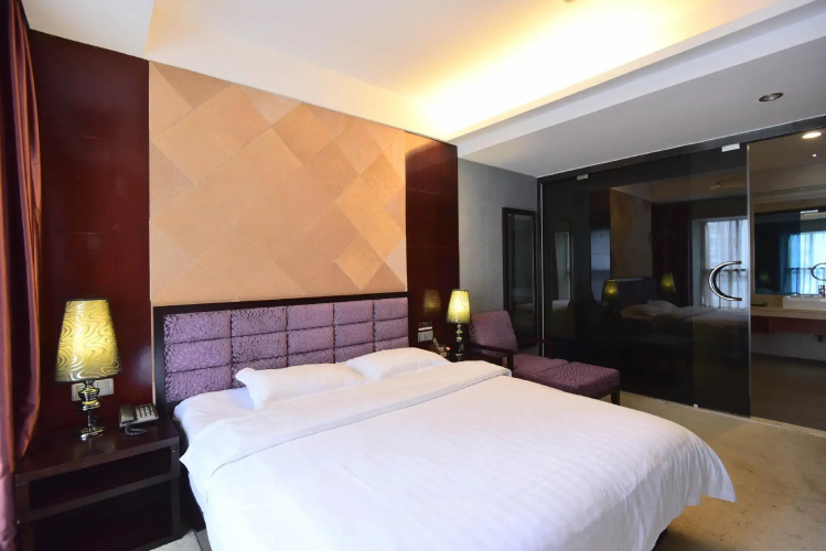 Oriental Hotel
