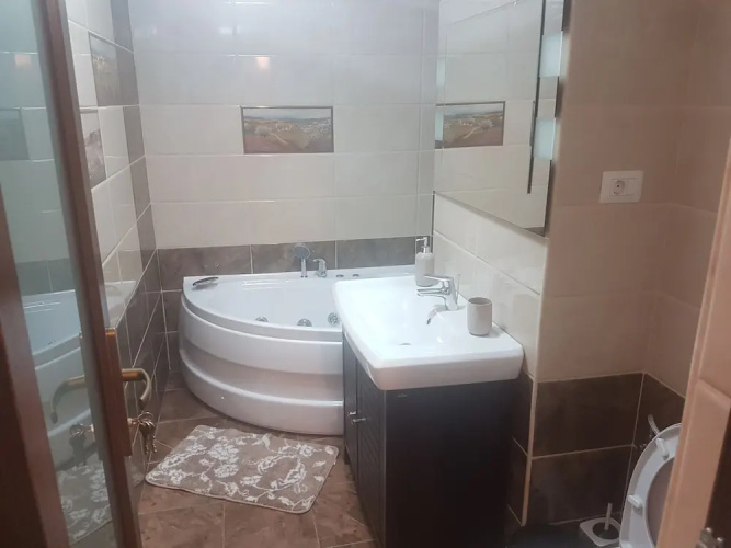 Duplex Alexandra