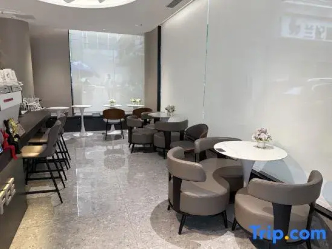 Thelian Hotel