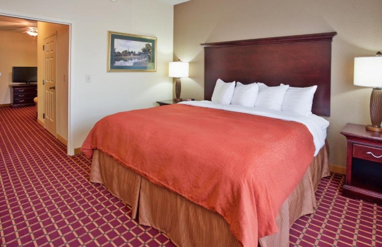 1 Bedroom Double Suite