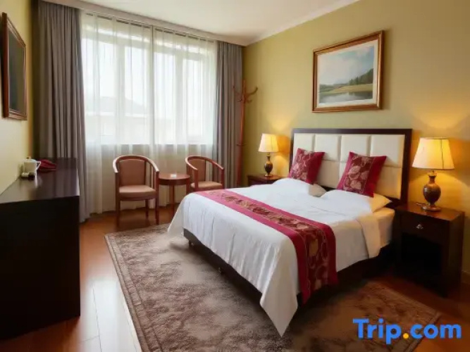Deluxe Suite