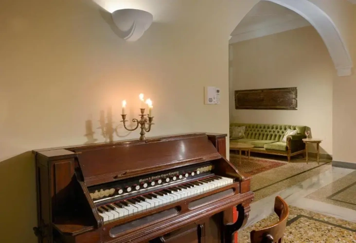 2 Bedrooms Deluxe Apartment