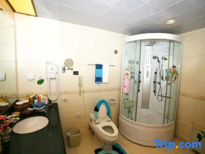 Jewel Flower Hotel(Hami Oil Base Store)