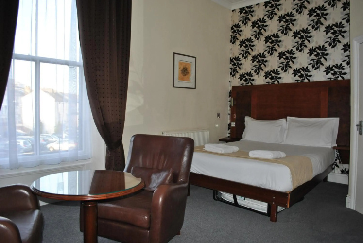 Town House Rooms