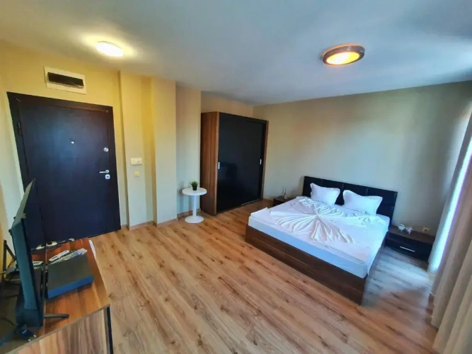 Standard Double room with balcony and with partial sea view
