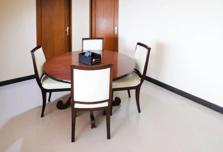 2 Bedrooms Apartment