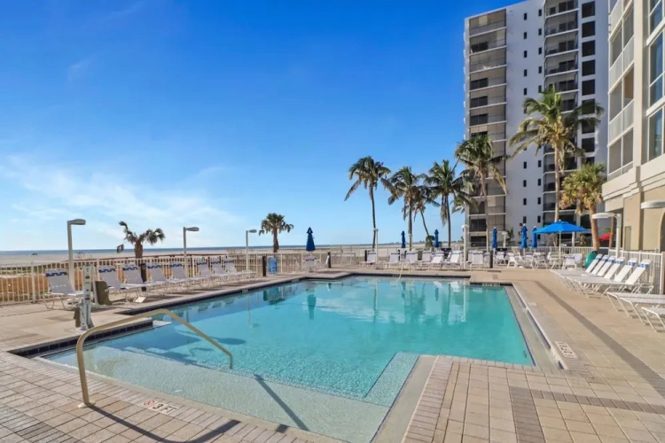 Standard room with balcony