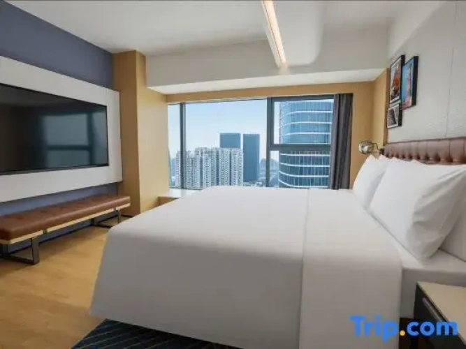 1 Bedroom Executive Suite with city view