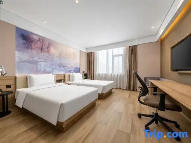 Executive Twin Family room