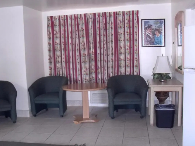 Budget Inn Boron