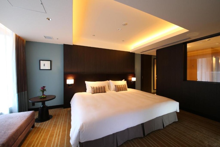 Master Double Suite