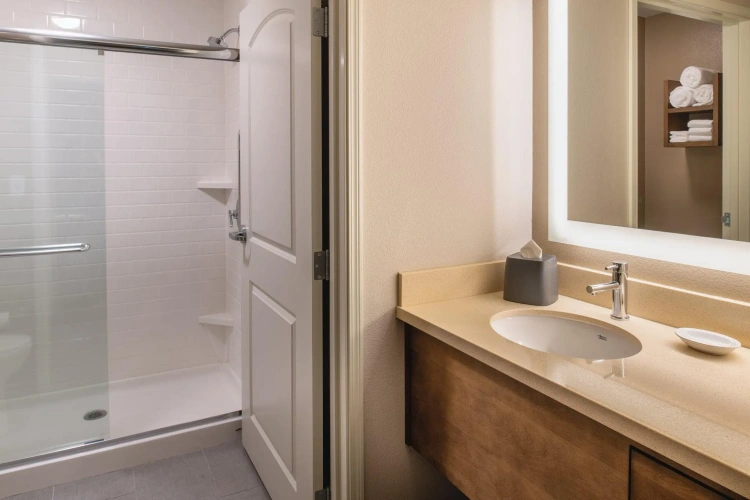 1 Bedroom Double Suite