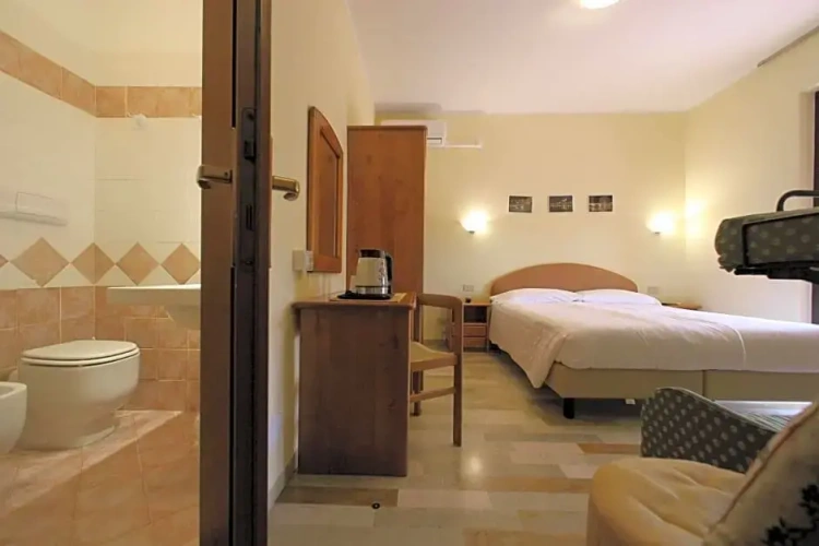 Classic Quadruple room