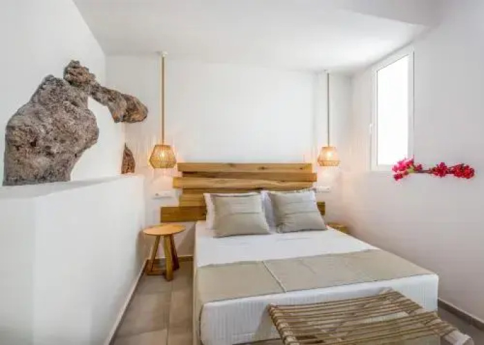 Eleana Apartments