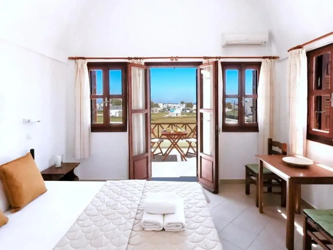 Apartment with balcony