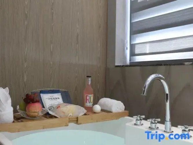 Realjoy Hotel