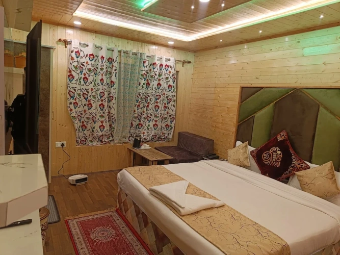 Deluxe Double room