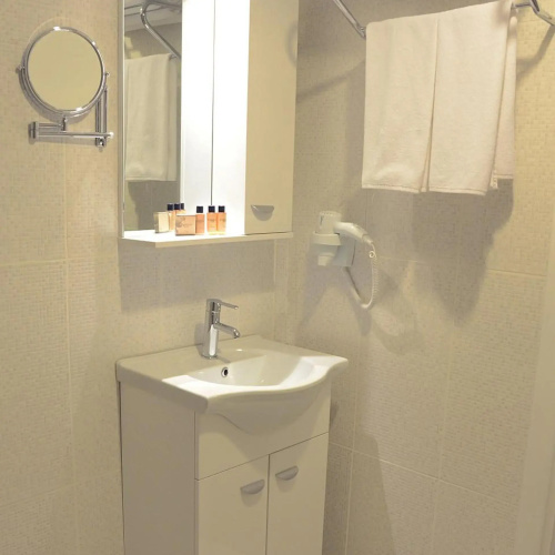 Parion House Hotel