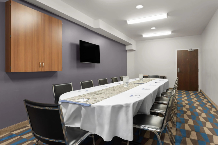 Microtel Inn & Suites by Wyndham Sault Ste. Marie photo 13