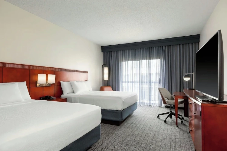 Standard Quadruple room with balcony
