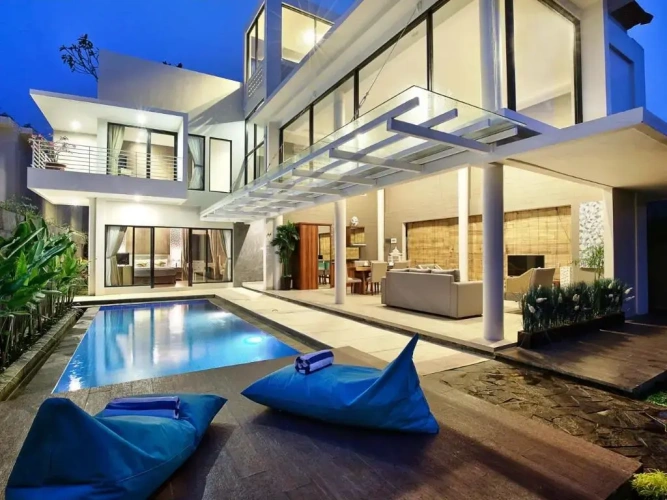 3 Bedrooms Villa