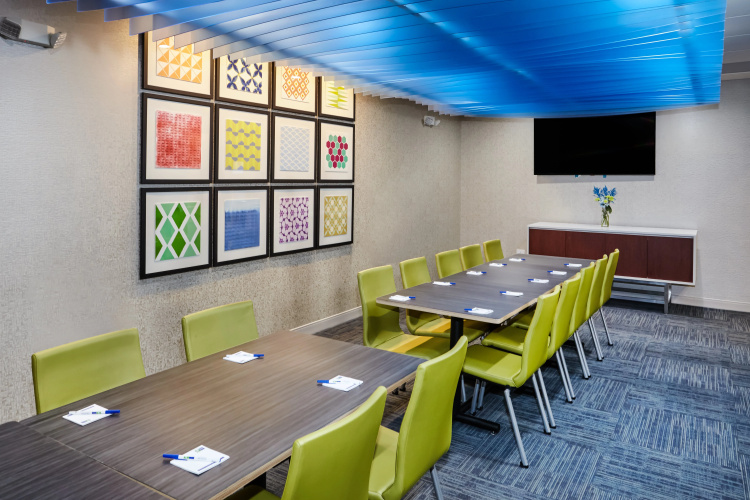 Holiday Inn Express & Suites Chicago North Shore - Niles photo 20