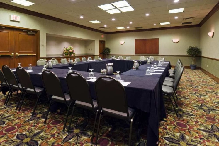 Embassy Suites by Hilton Lexington/UK Coldstream photo 17