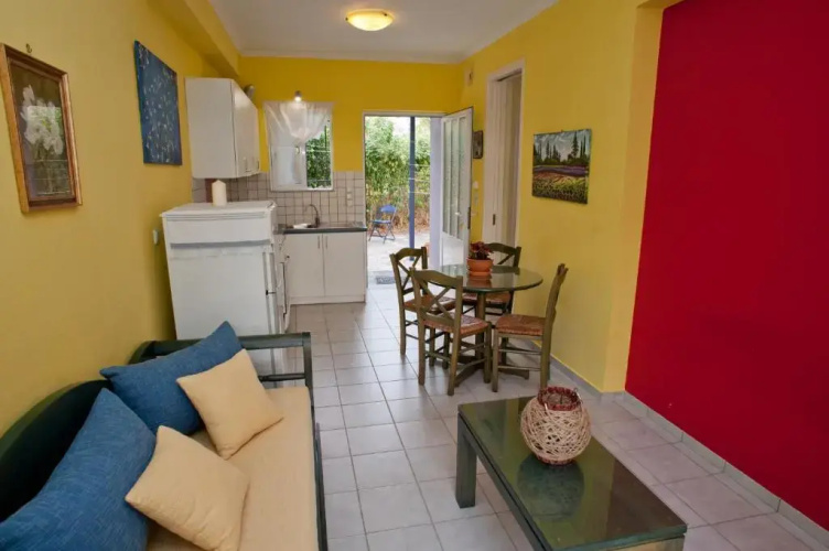 Amarylis Apartments