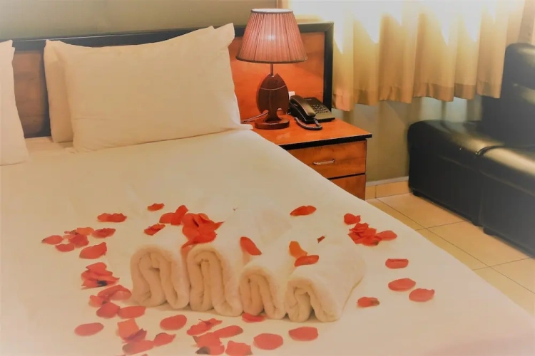2 Bedrooms Comfort Suite with balcony