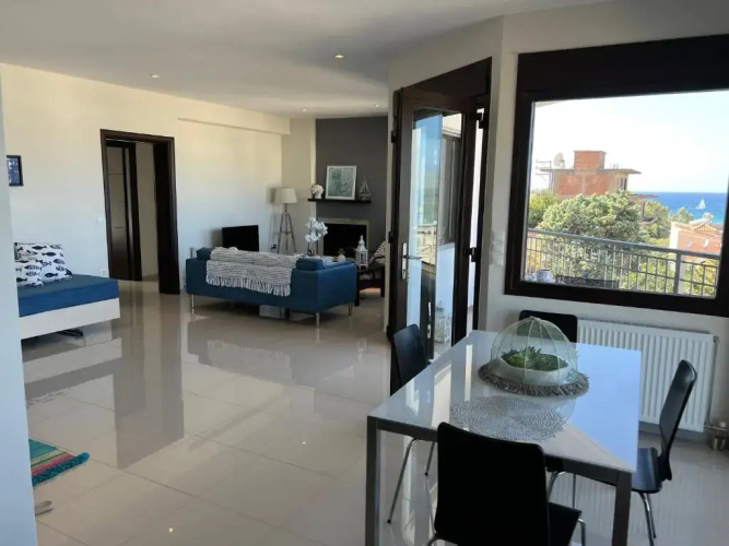 Magical Seaside Town Boutique Apts 2