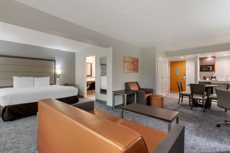 Double Suite