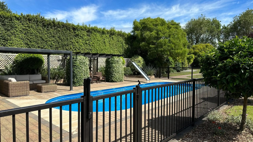 Tiny House Oasis Cambidge-Pool-Hamilton Airport 10mins