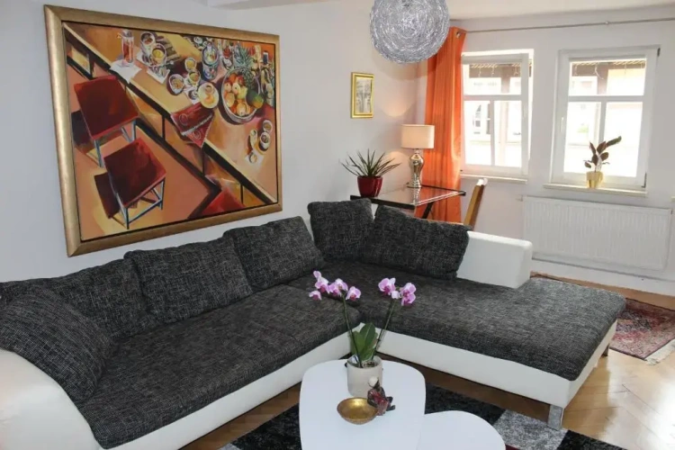 Apartment with garden view
