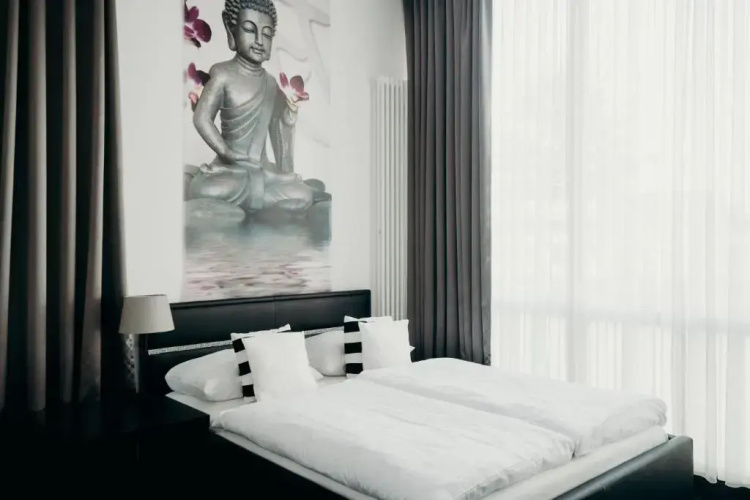 Hotel Crystal