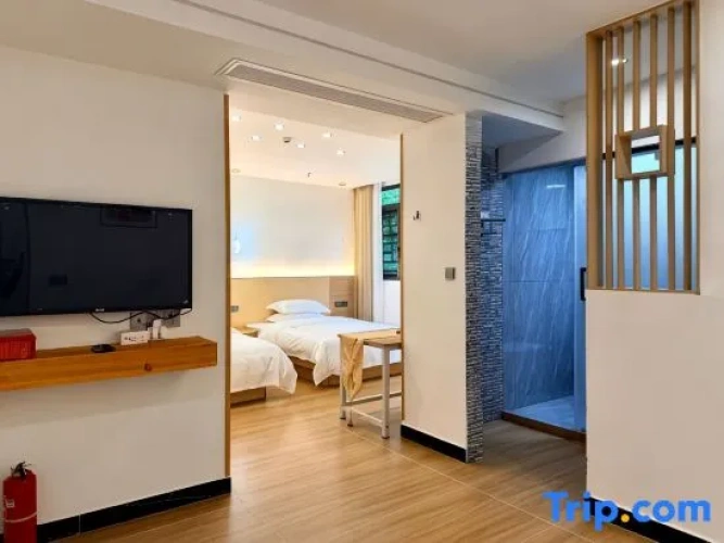 Standard Family room