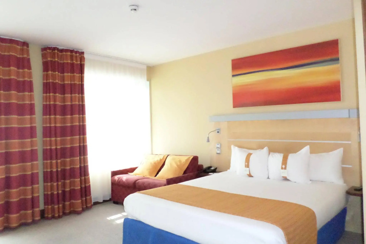 Holiday Inn Express Paris-Canal de la Villette by IHG