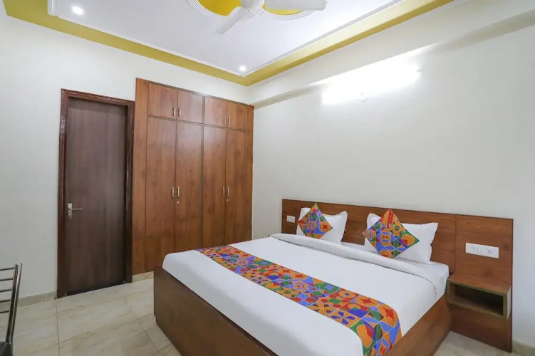 FabHotel Star Corporate Suite I