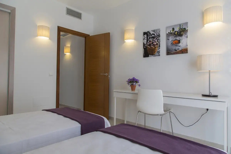 Apartaments Proa Es Pujols