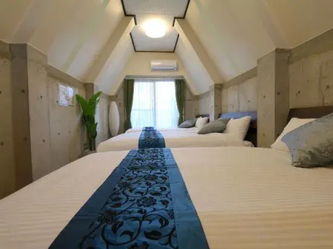 Kurosaki House