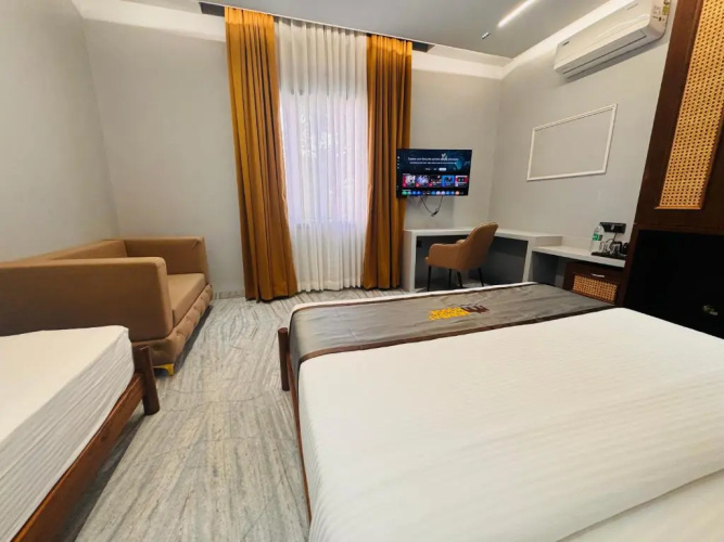 Hotel Mumbai House - Pithampur